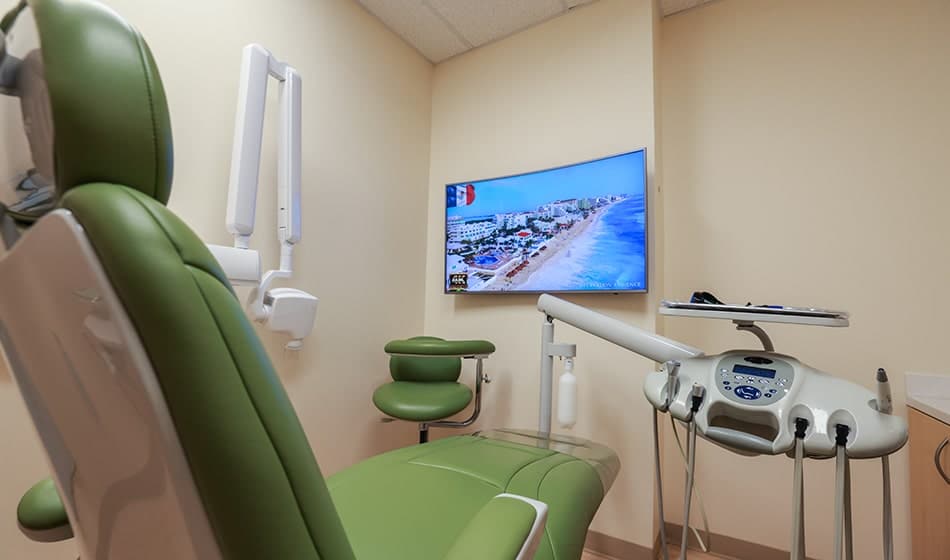 exam room for dental services at Artistic Family Dentistry of Silver Spring